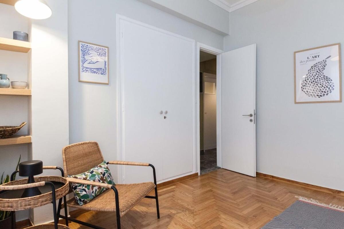 Apartment Pagrati Urban Oasis Getaway 2bd With Balcony *