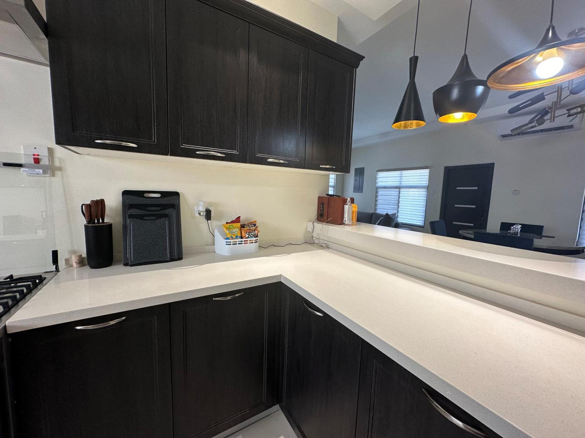 Apartment Pagrati Urban Oasis Getaway 2bd With Balcony *