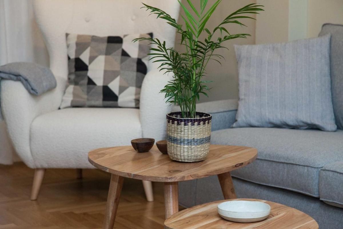 Apartment Pagrati Urban Oasis Getaway 2bd With Balcony Athen