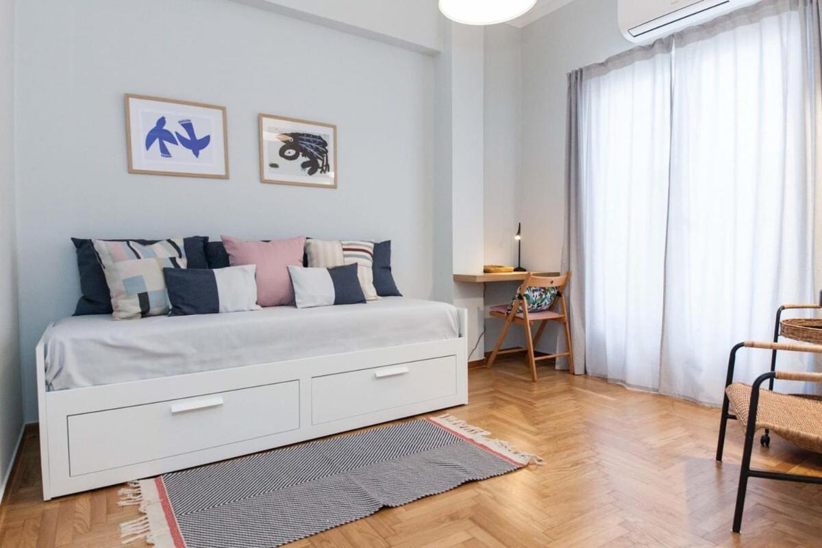 Apartment Pagrati Urban Oasis Getaway 2bd With Balcony